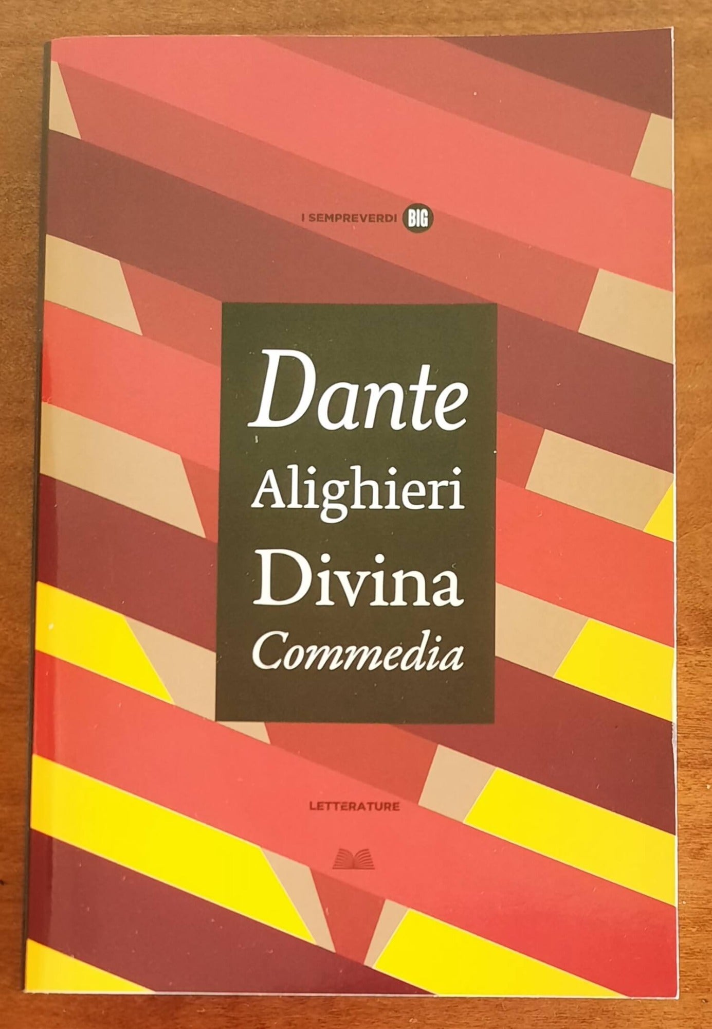 Beatrice (from “L'INFERNO DI DANTE illustrato da Paolo Barbieri”)  #sergiobonellieditore #dantealighieri #dante700 #divinacommedia  #paolobarbieriart #dantesinferno #illustratedbook #libro, image size:1385x2000