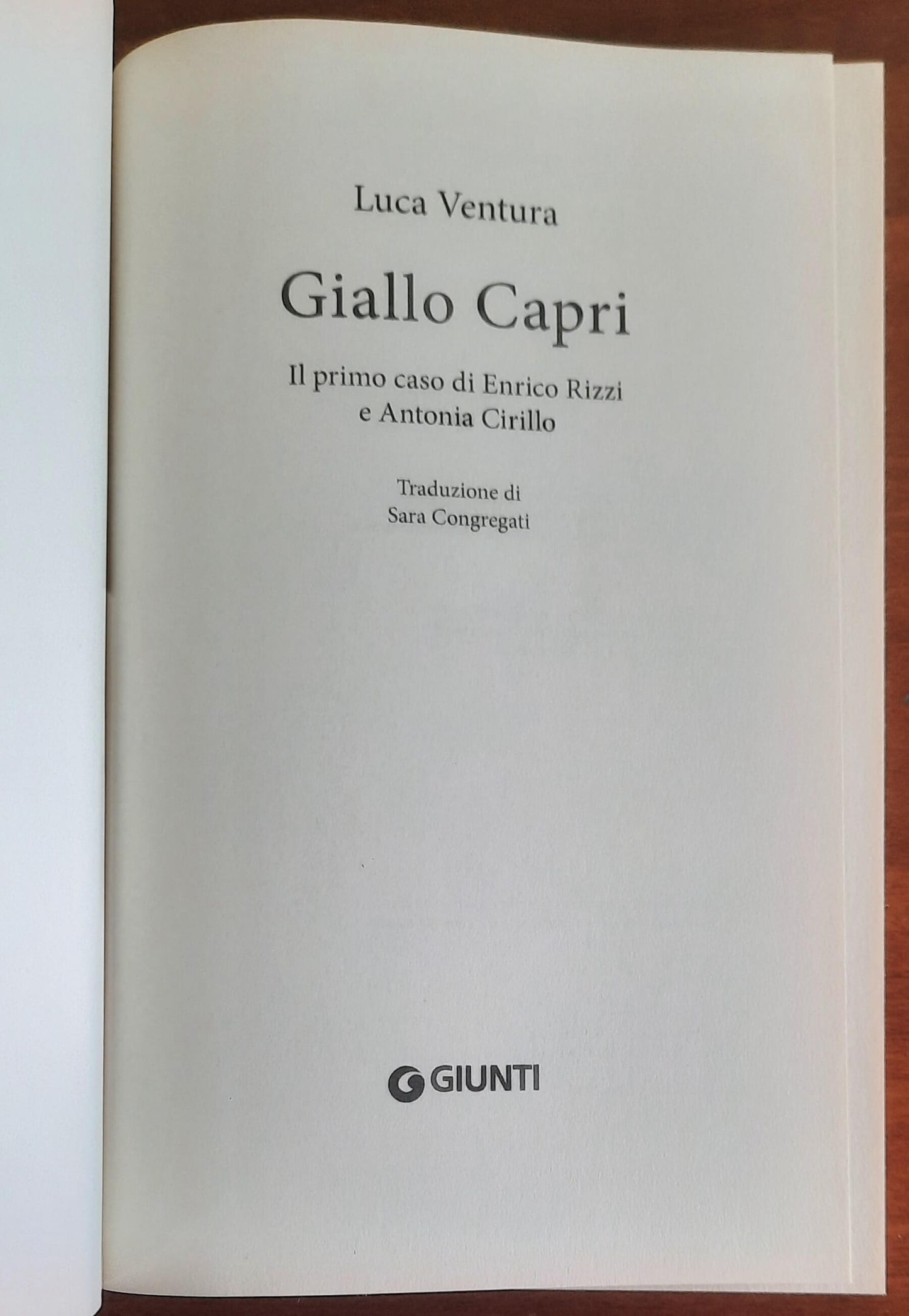 Giallo Capri. Il primo caso di Enrico Rizzi e Antonia Cirillo