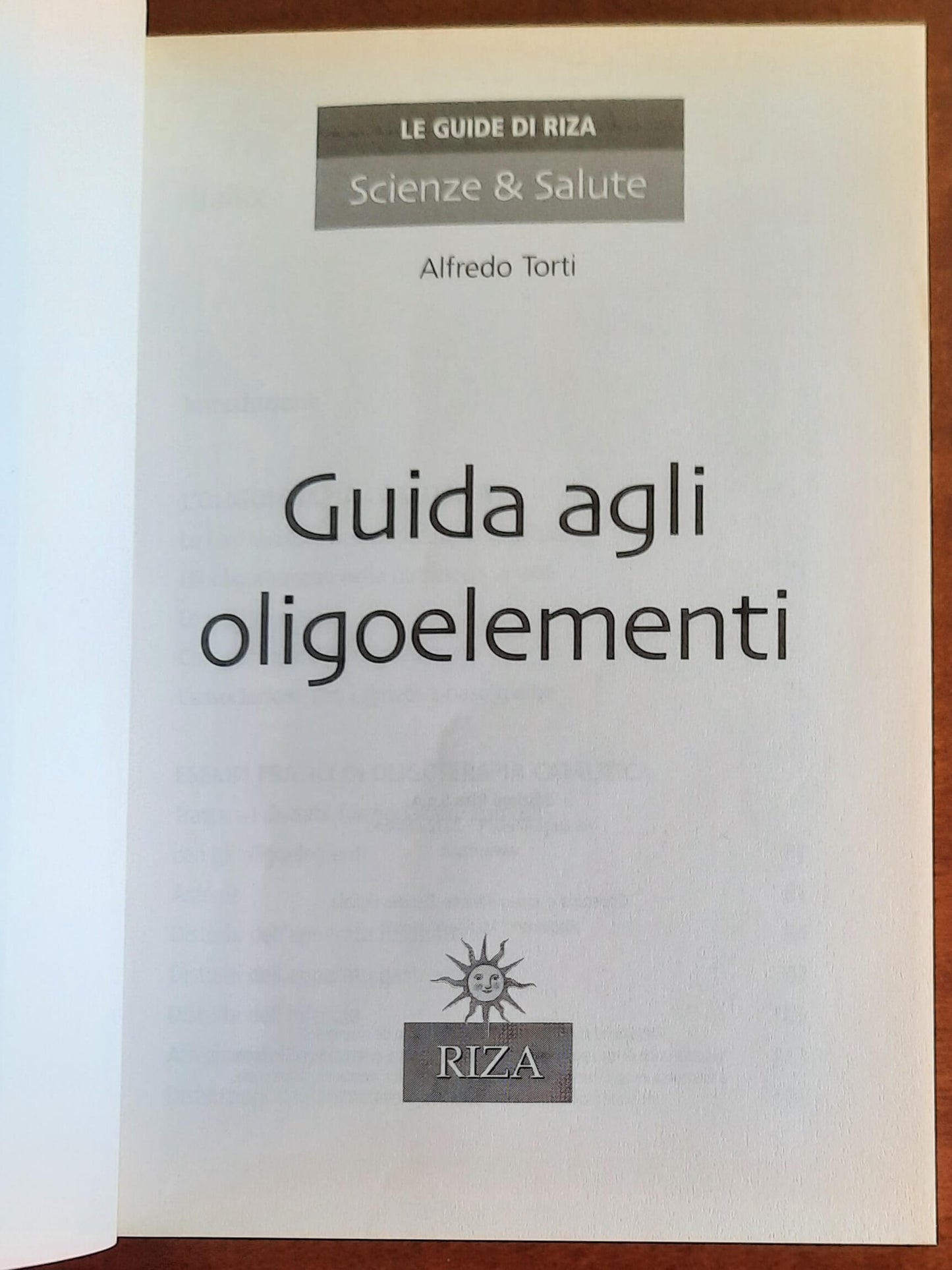Guida agli oligoelementi - Edizioni Riza