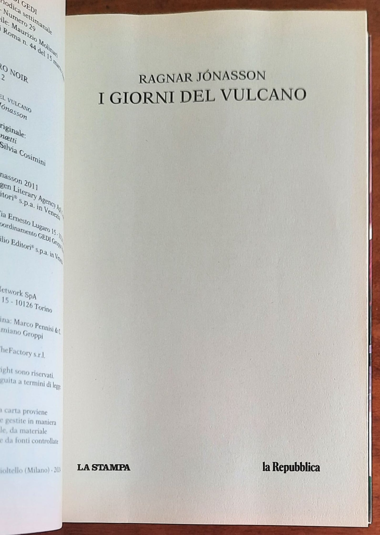 I giorni del vulcano - di Ragnar Jonasson - La Stampa - Repubblica