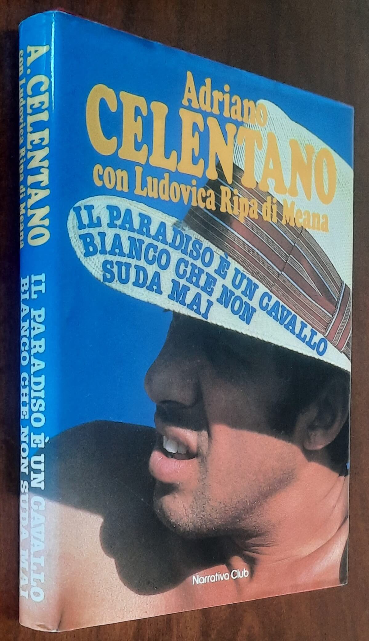 Il Paradiso è un cavallo bianco che non suda mai