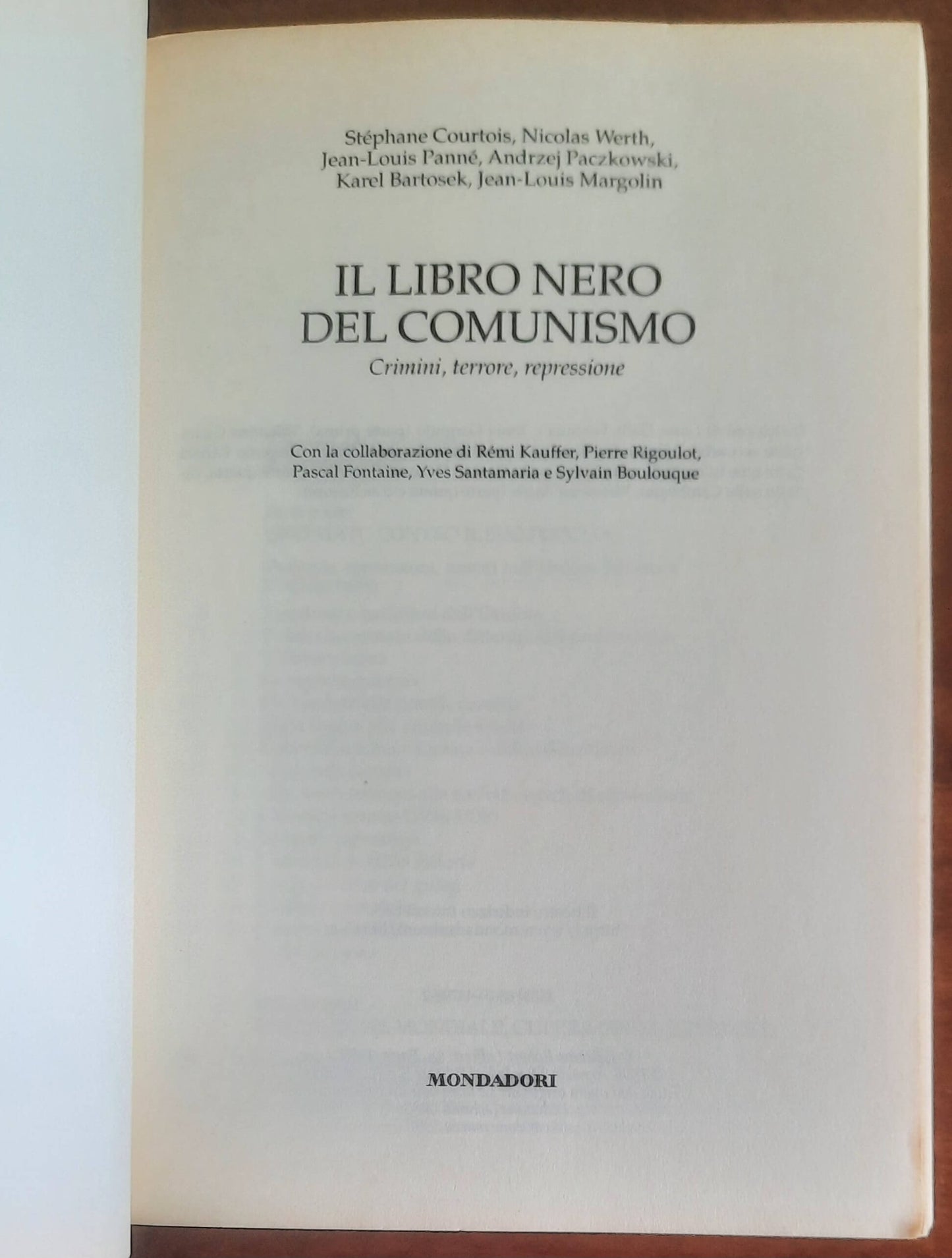 Il libro nero del comunismo. Crimini, terrore, repressione