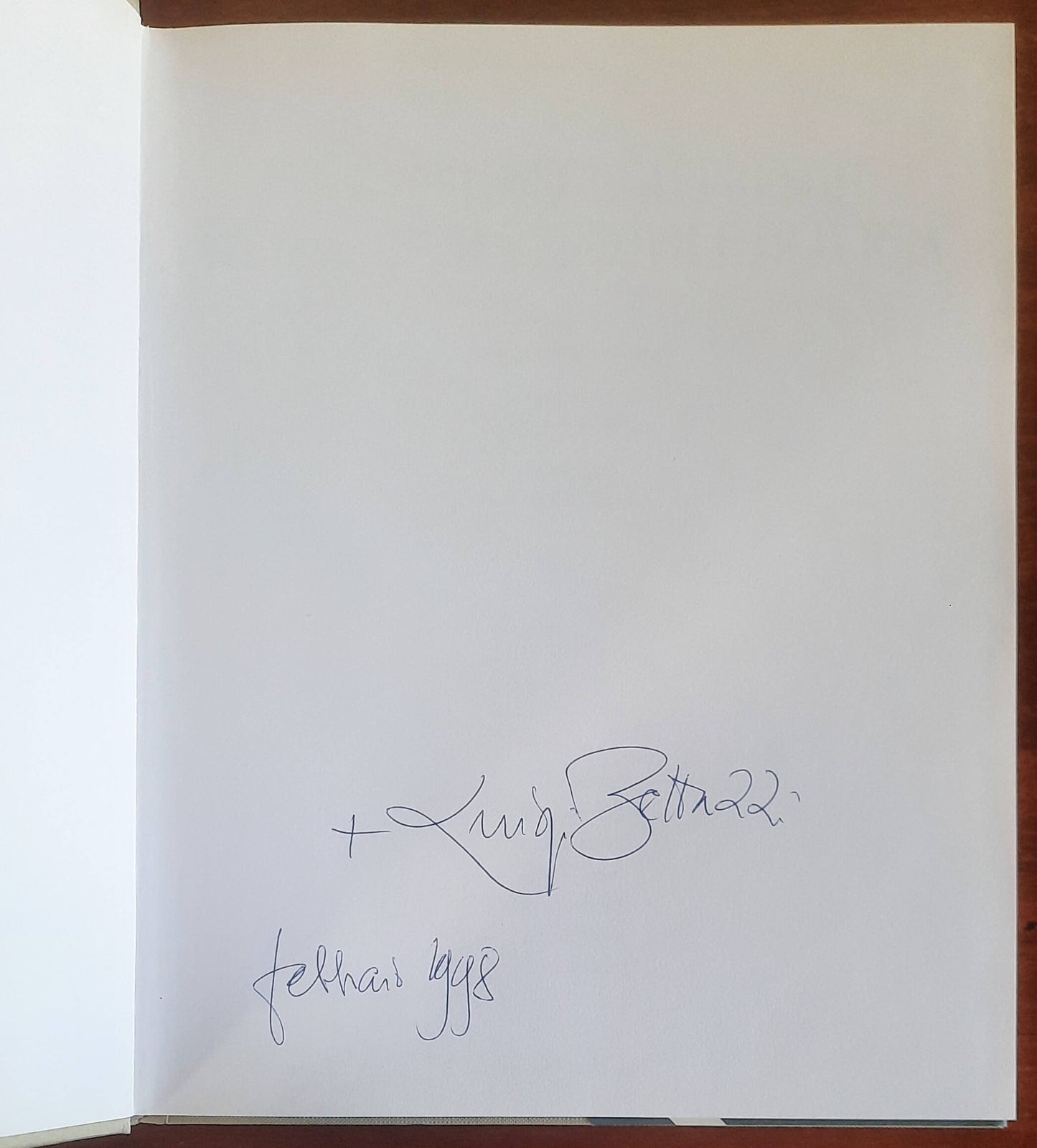 Il salone degli affreschi nel Palazzo Vescovile di Ivrea - con AUTOGRAFO di Monsignor Luigi Bettazzi