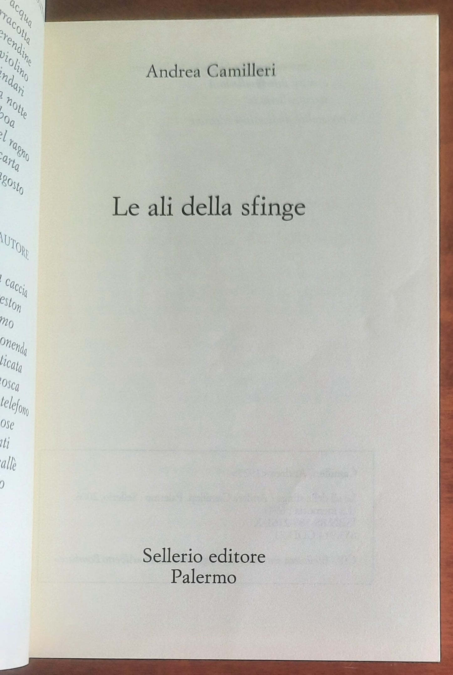 Le ali della sfinge - di Andrea Camilleri - Sellerio