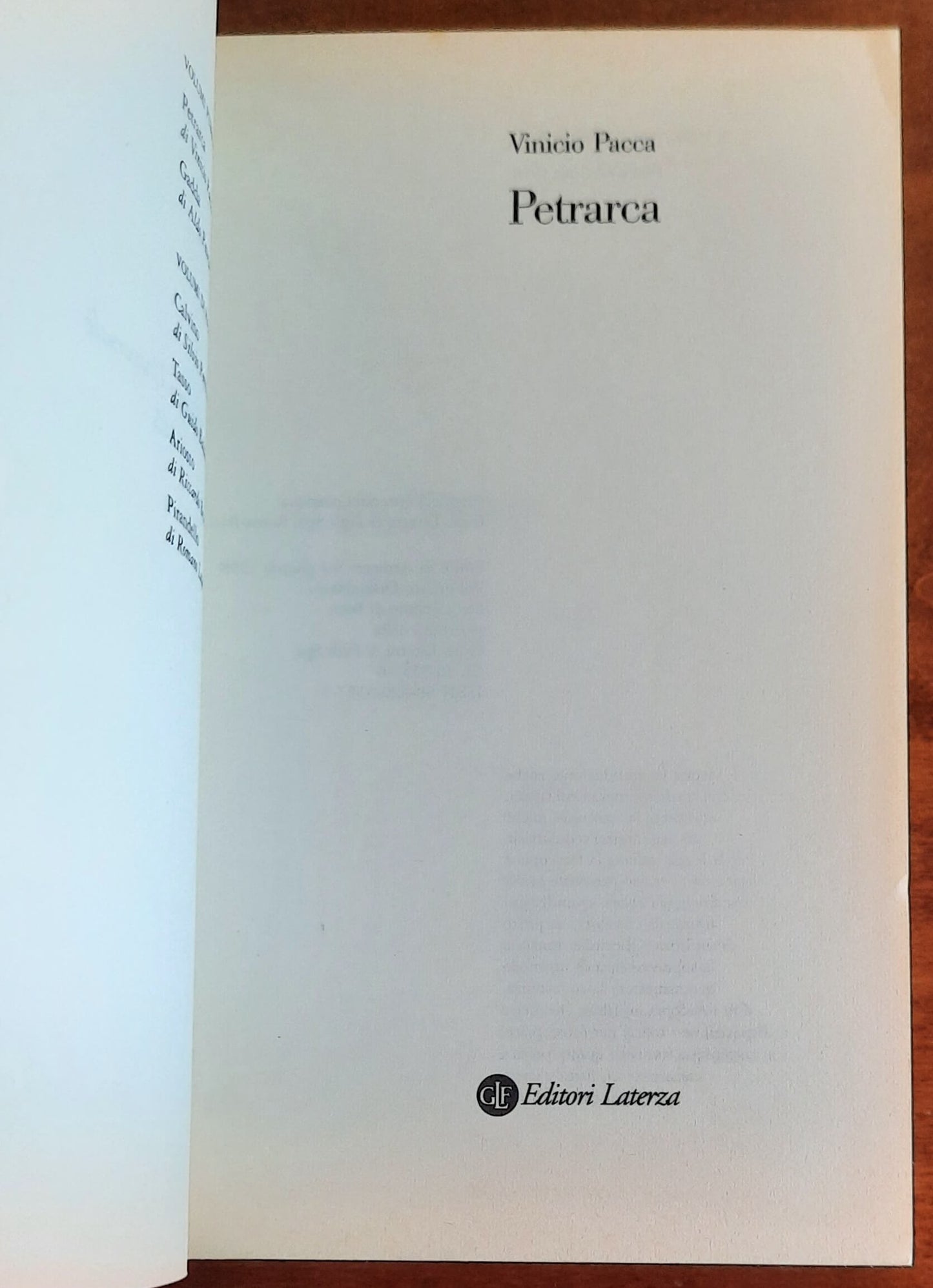 Petrarca - di Vinicio Pacca - Editori Laterza