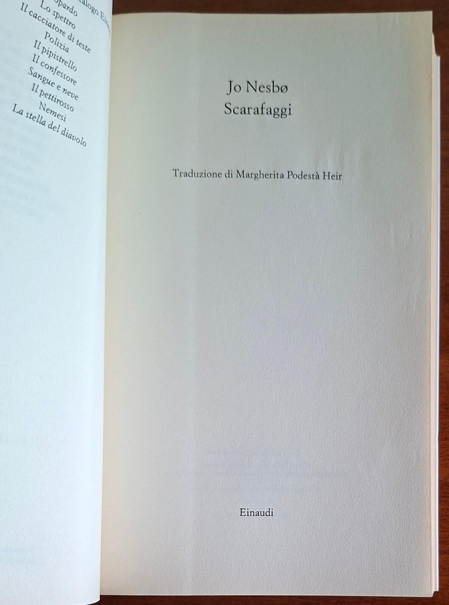 Scarafaggi - di Jo Nesbo - Einaudi (Stile libero - Big)