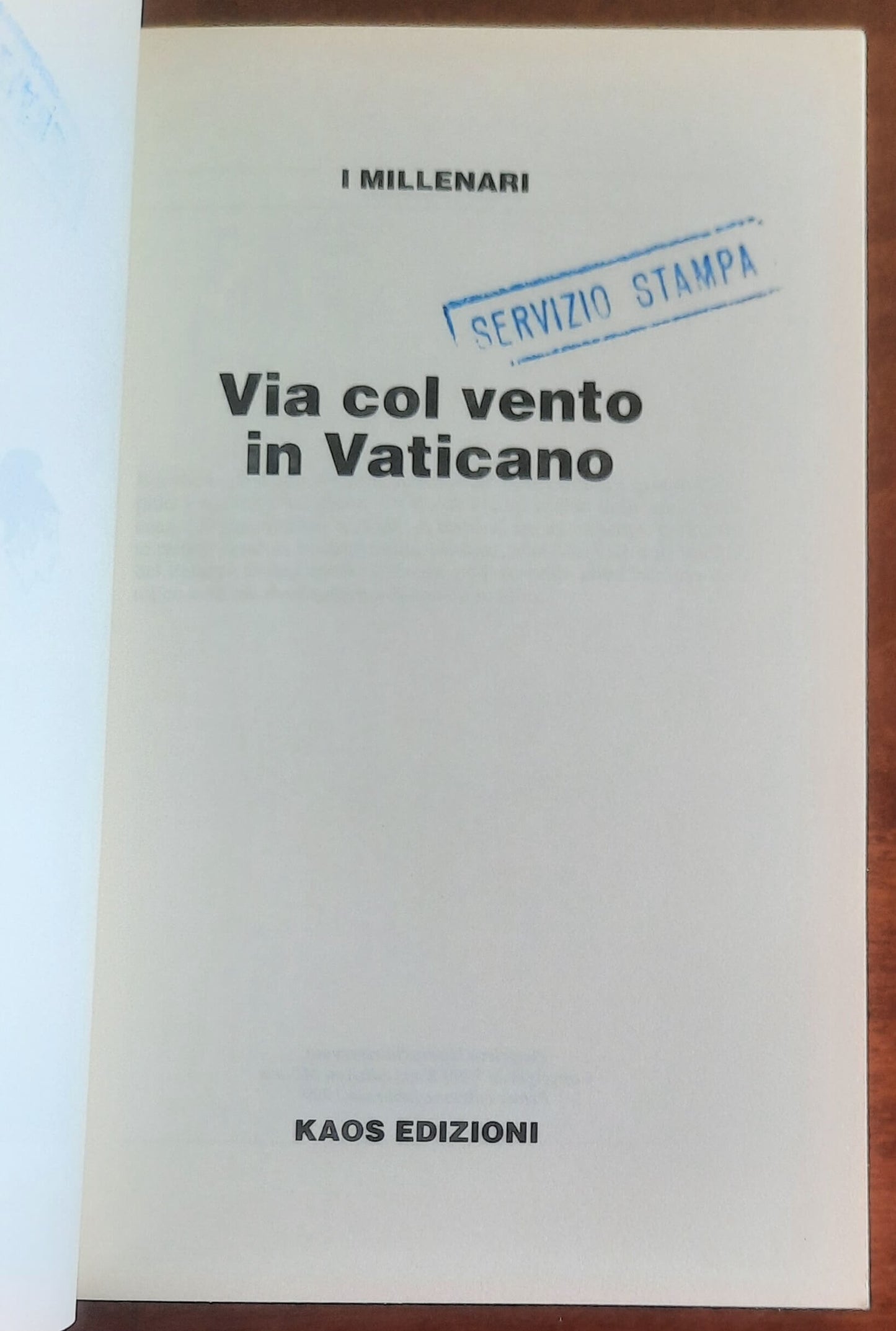 Via col vento in Vaticano - Kaos Edizioni