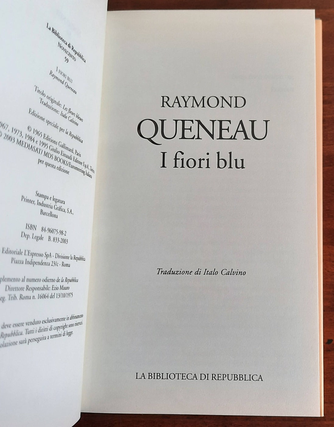 I fiori blu - La Biblioteca Di Repubblica - 2003