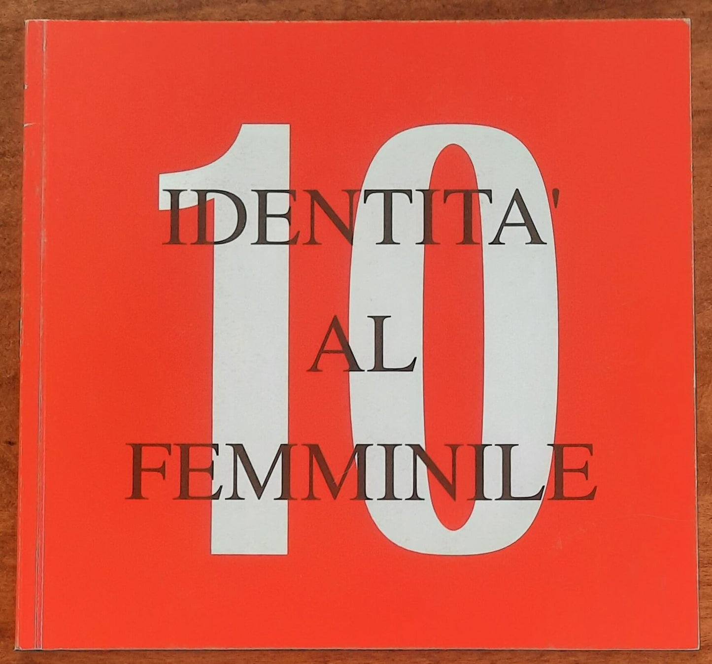 10 identità al femminile. Pittura - scultura - incisione