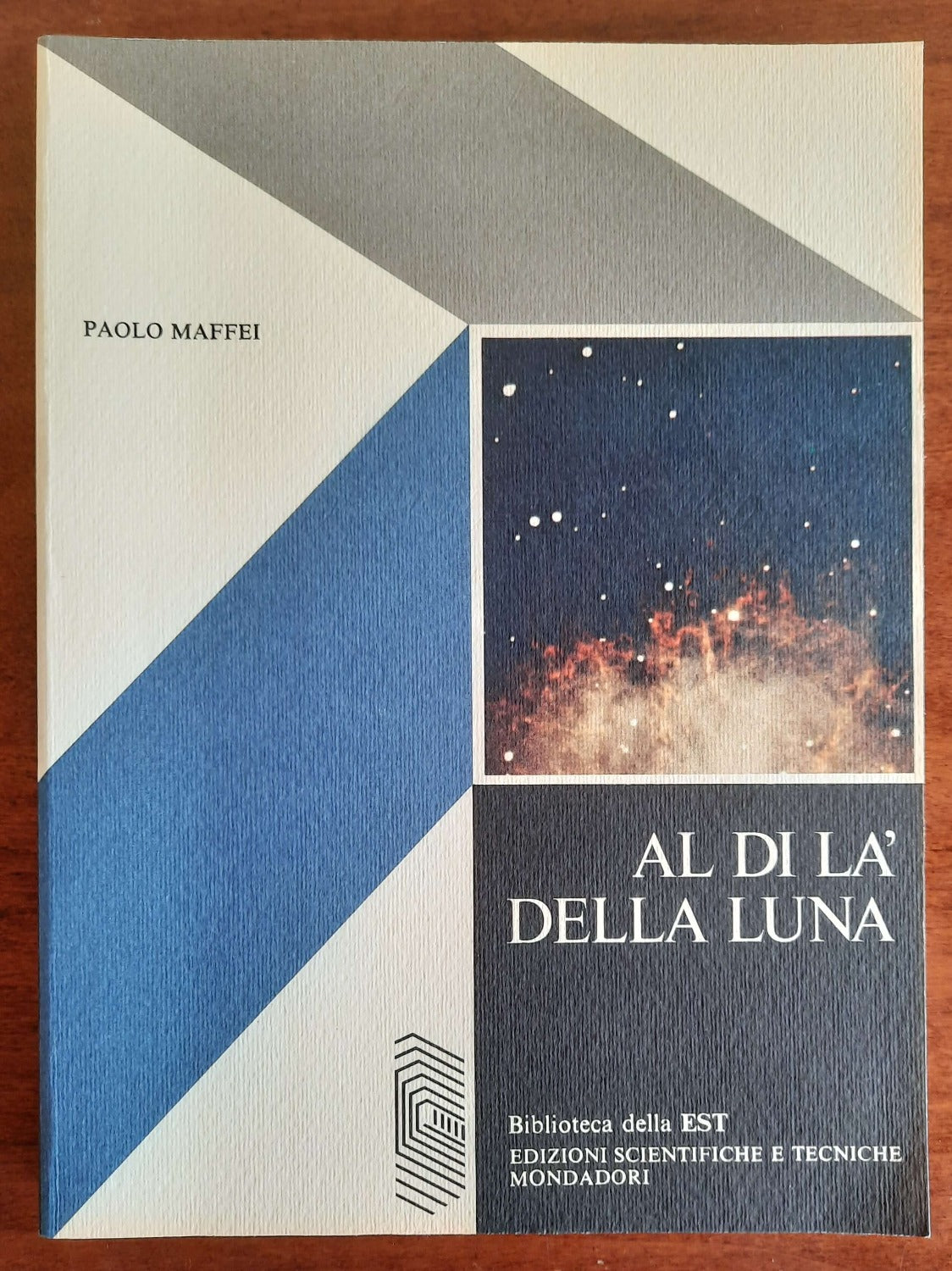 Al di là della luna