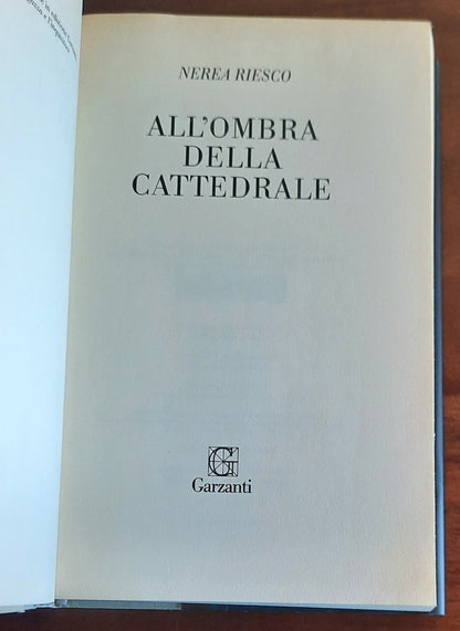 All’ombra della cattedrale - Garzanti