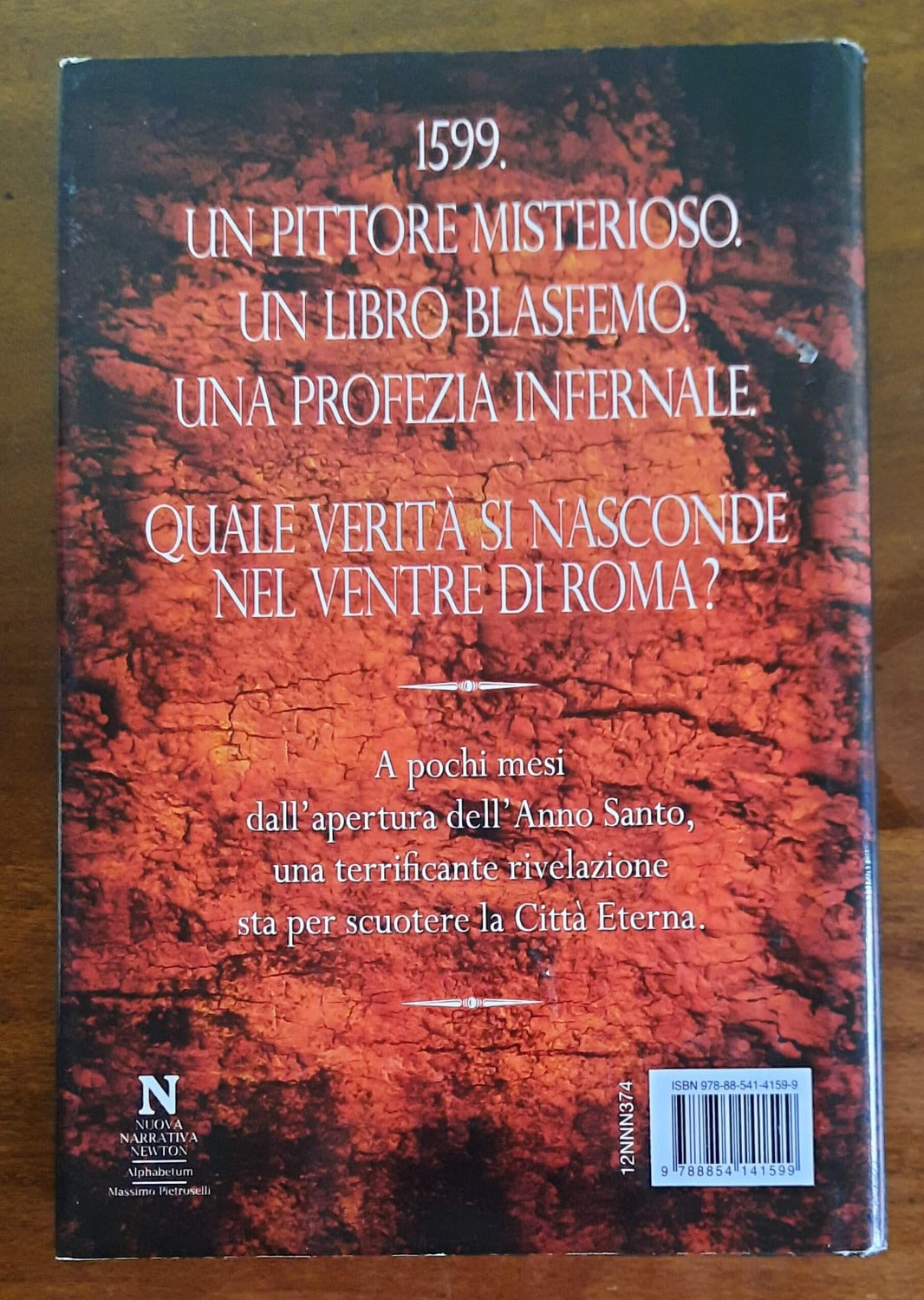 Alphabetum. La confraternita del saio nero - Newton Compton