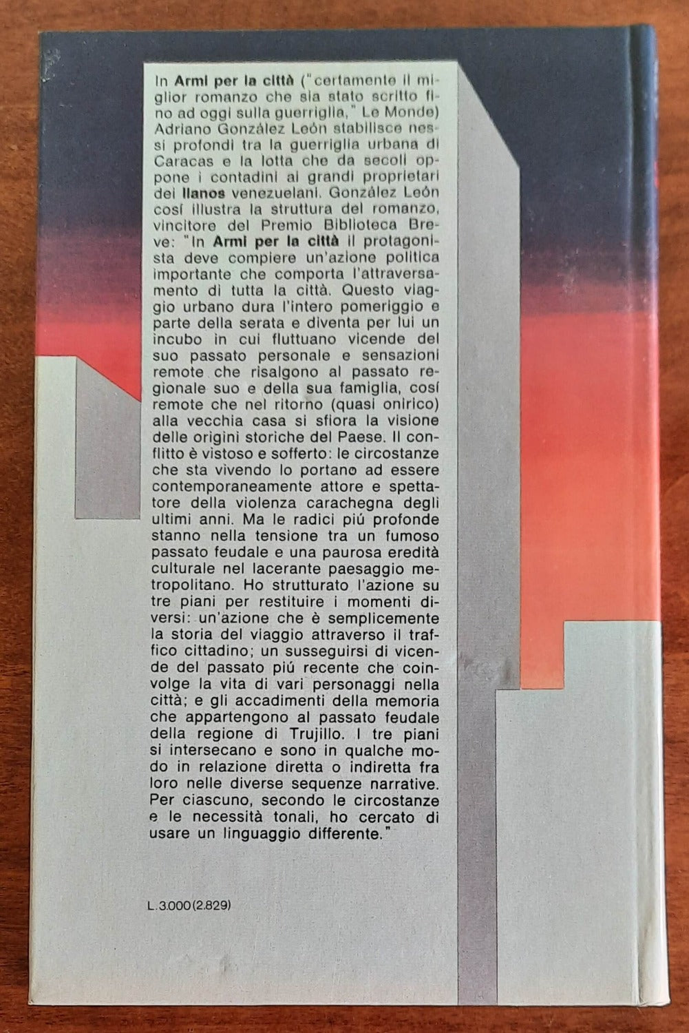 Armi per la città - di Adriano Gonzalez Leon