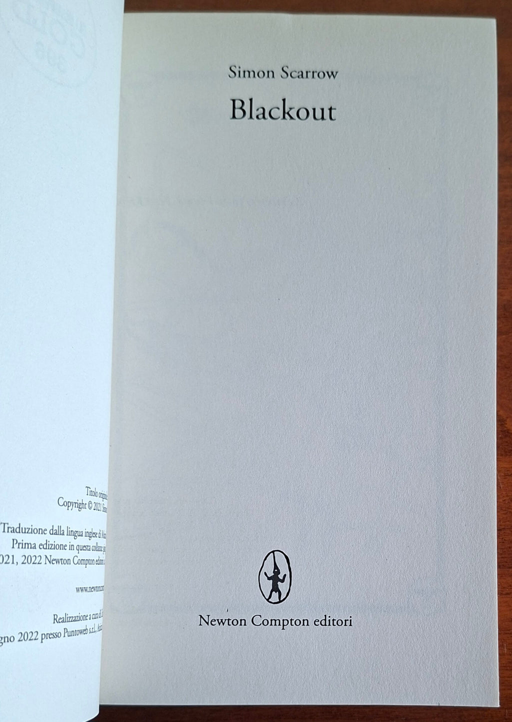 Blackout - di Simon Scarrow - Newton Compton