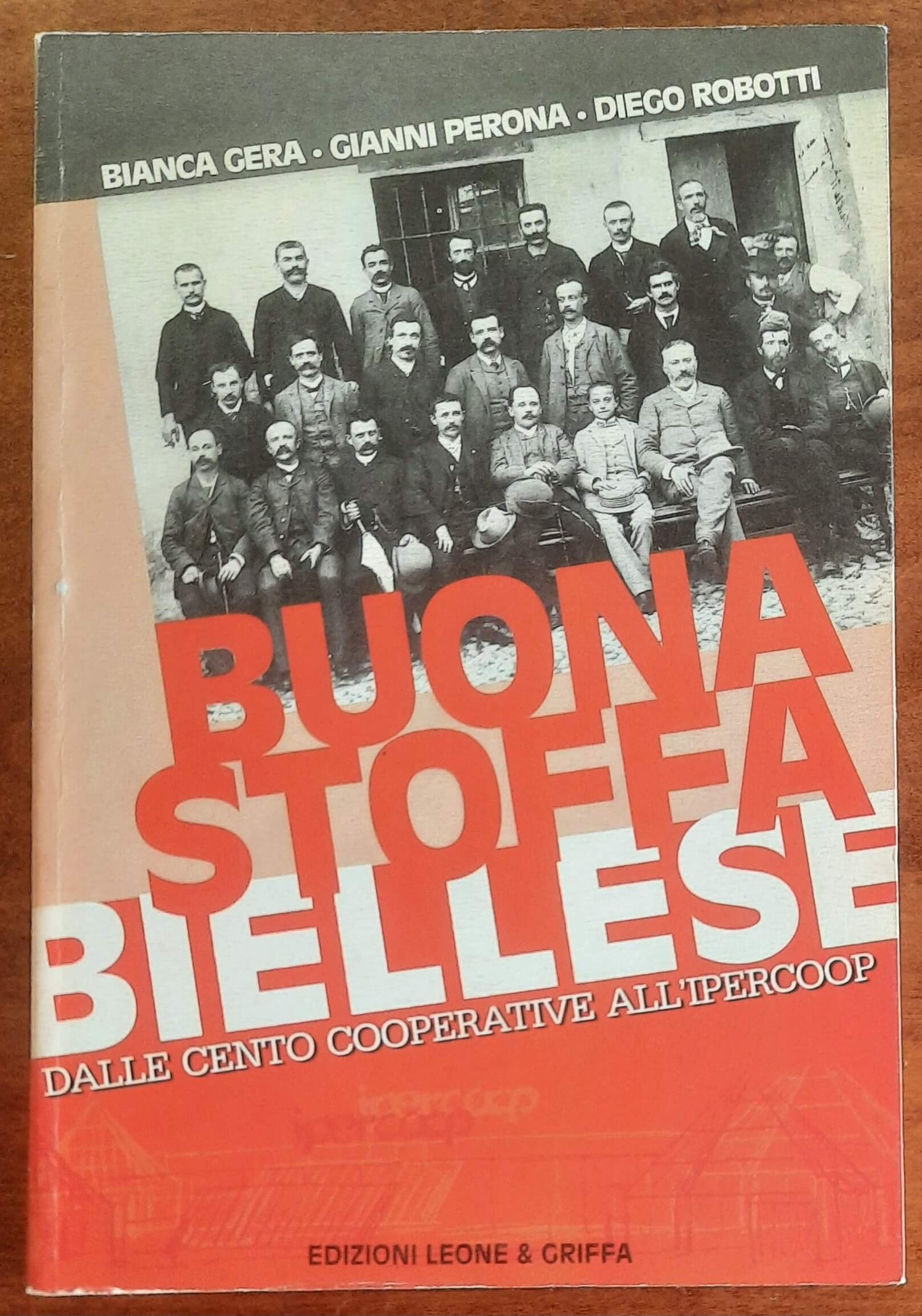 Buona stoffa biellese. Dalle cento cooperative all’Ipercoop