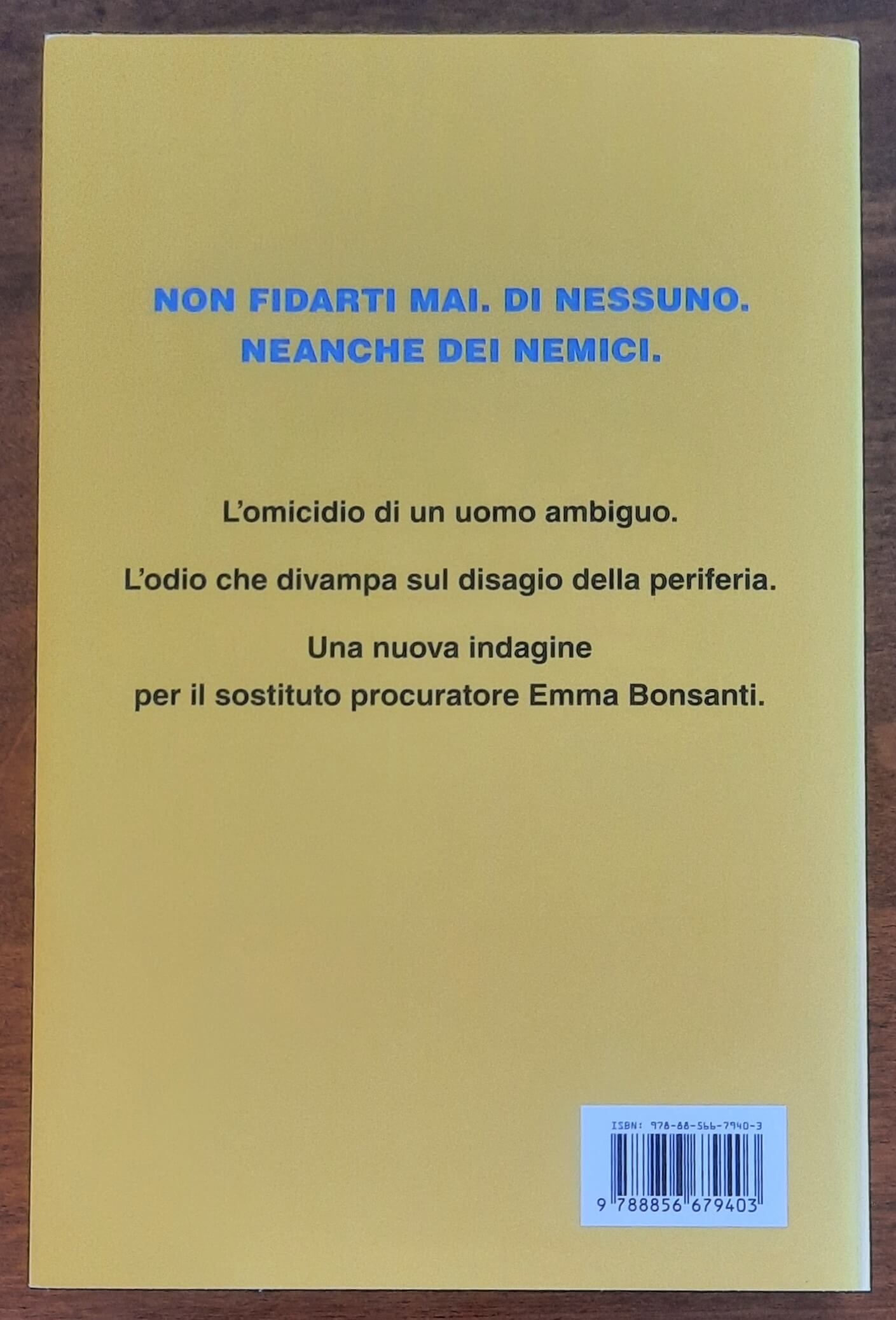 Caramelle dai conosciuti. Un'indagine di Emma Bonsanti - di Aldo Pagano - Piemme