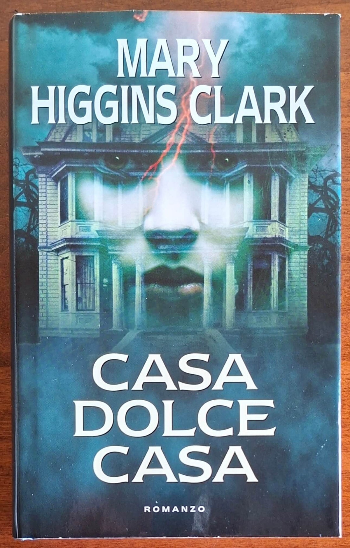 Casa dolce casa - Mary Higgins Clark - Mondolibri
