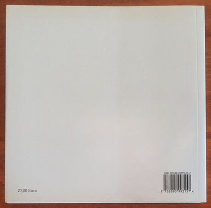 Centoquarantaquattromila segnati una collezione biellese di acquasantini