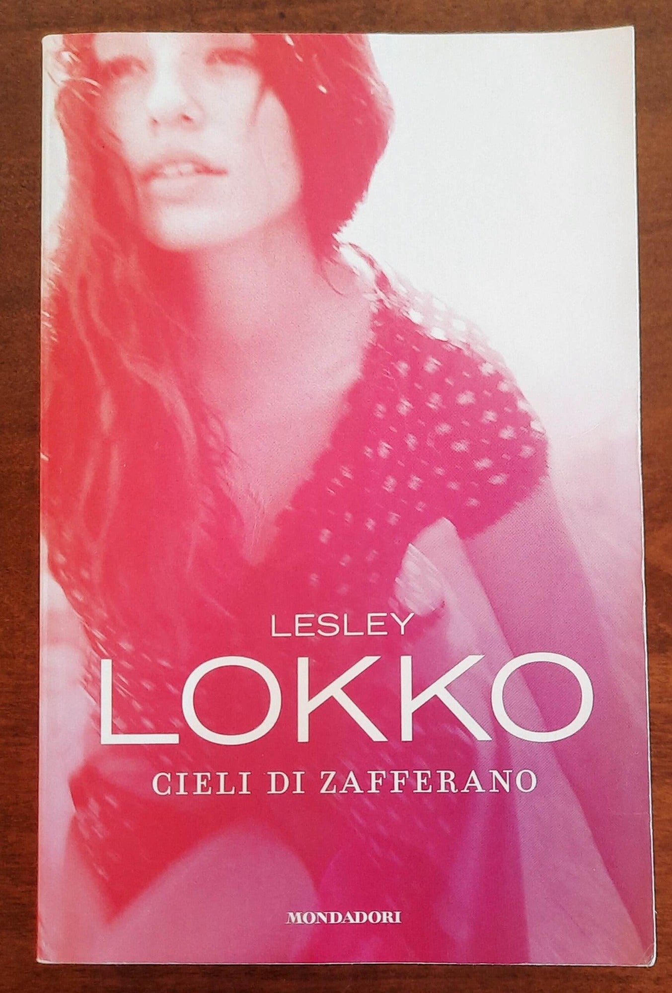 Cieli di zafferano - di Lesley Lokko - Mondadori