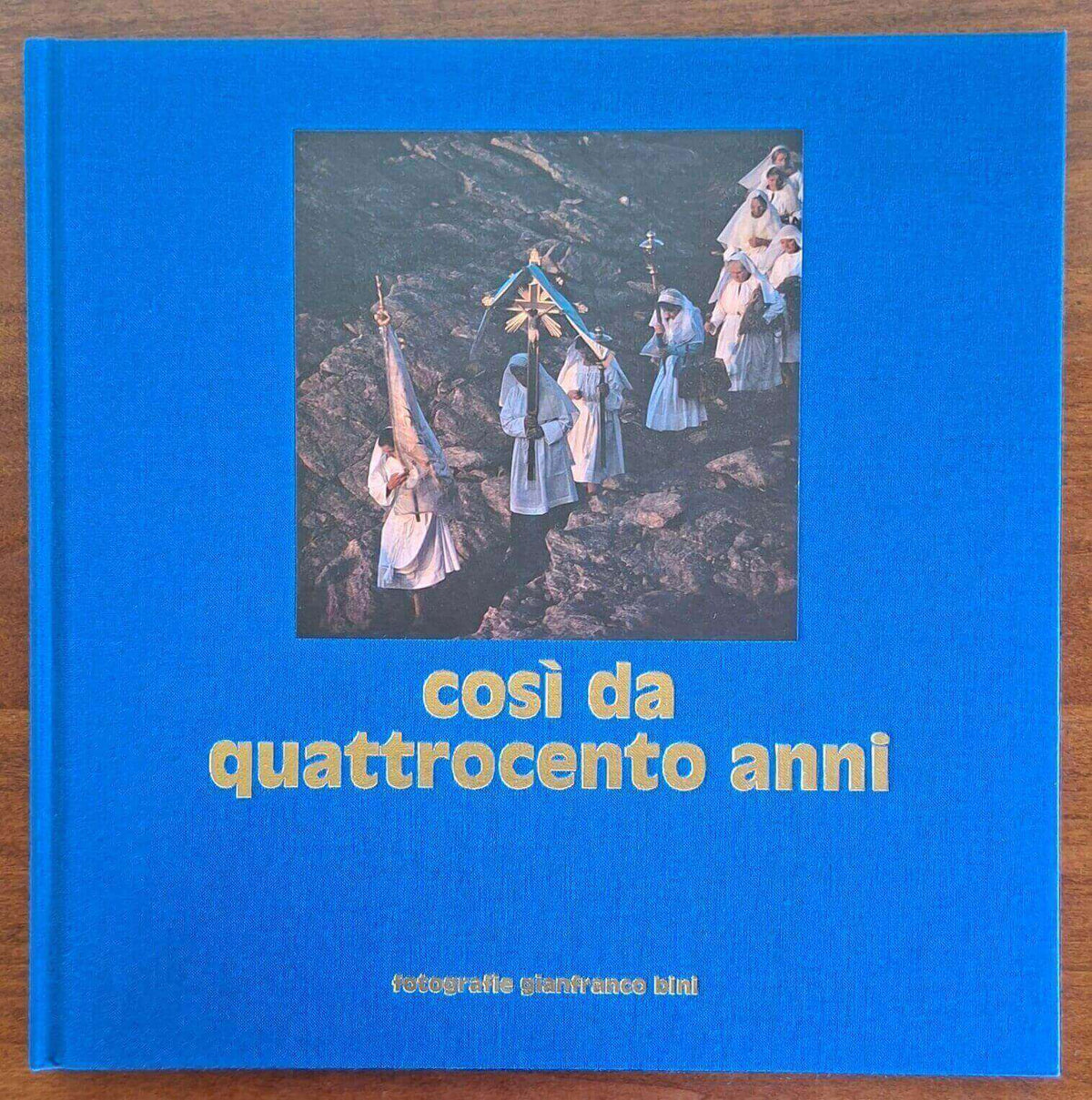 Così da quattrocento anni. Da Fontainemore ad Oropa e ritorno