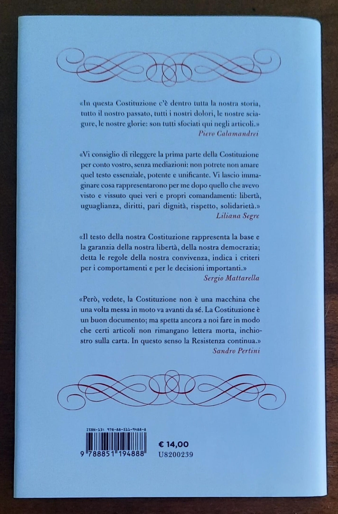 Costituzione della Repubblica Italiana. Nuova edizione aggiornata con cronologia delle modifiche