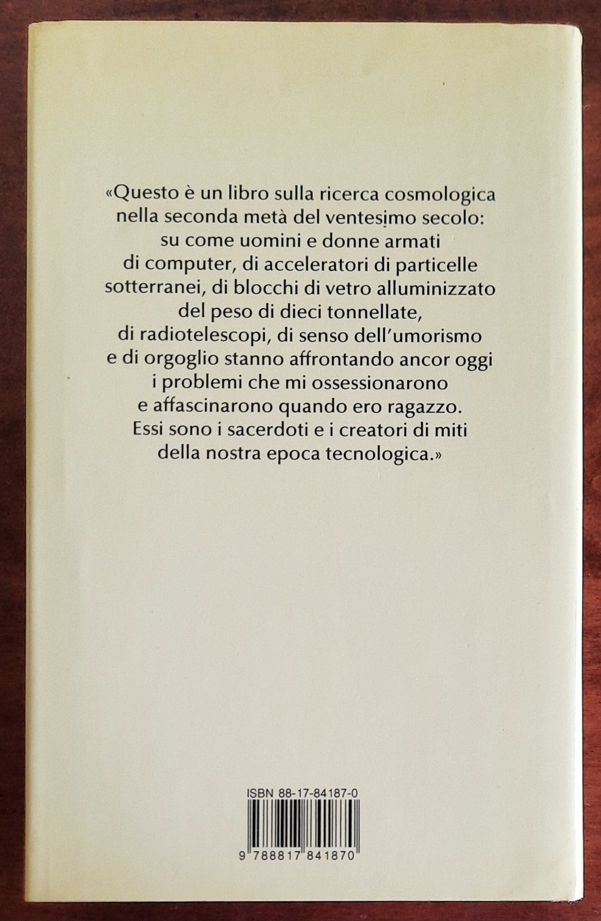Cuori solitari del cosmo. Chi sono e come lavorano gli scienziati che studiano l’Universo