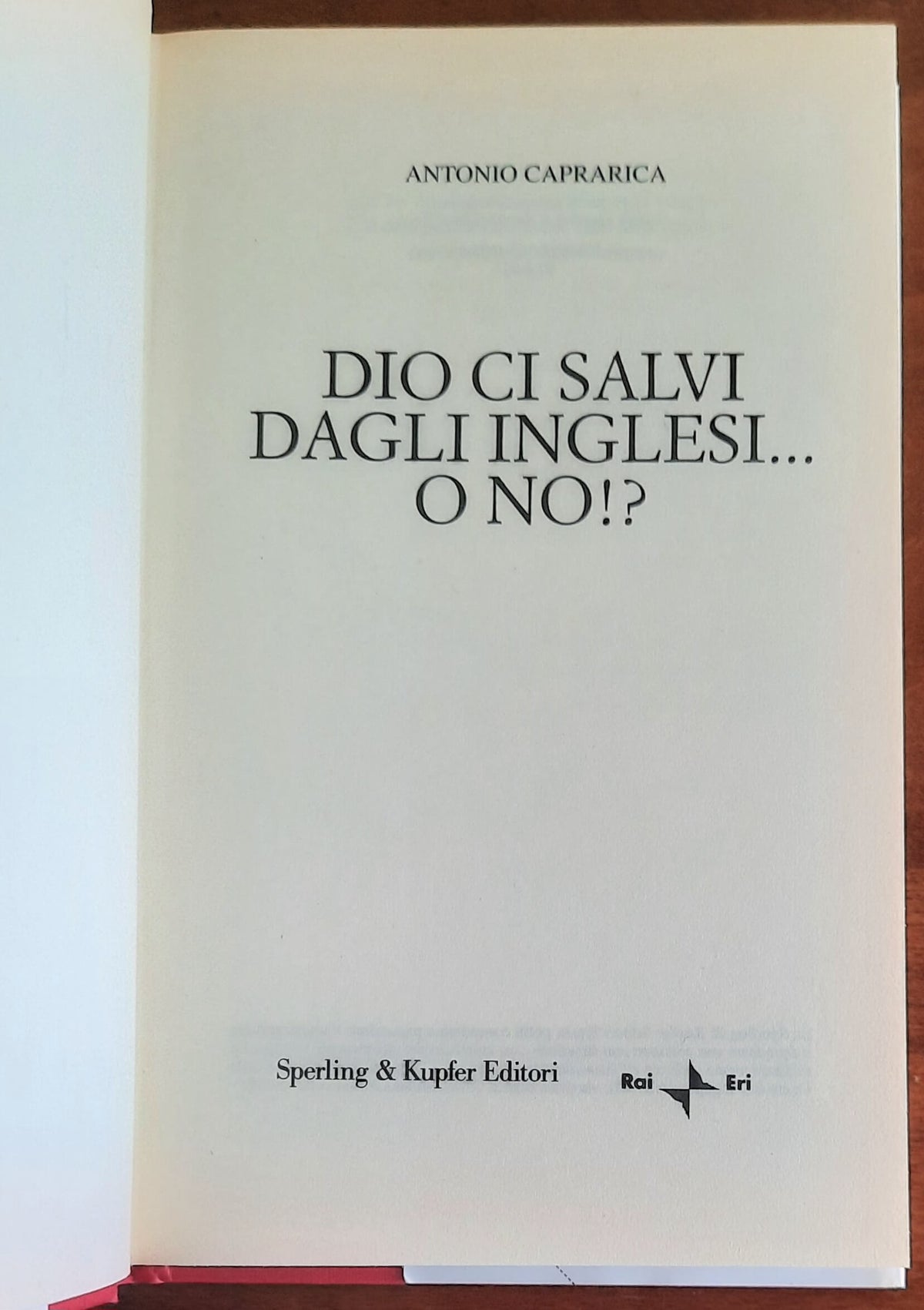 Dio ci salvi dagli inglesi... o no! Vecchi riti e nuovi miti degli europei d’oltremanica