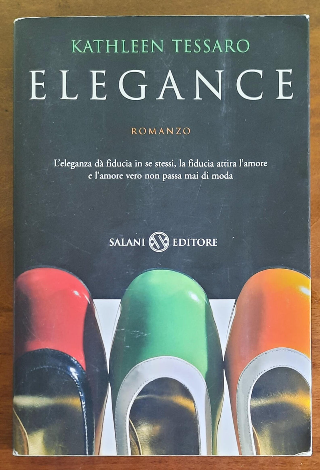 Elegance. L’eleganza dà fiducia in se stessi, la fiducia attira l’amore e l’amore vero non passa mai di moda