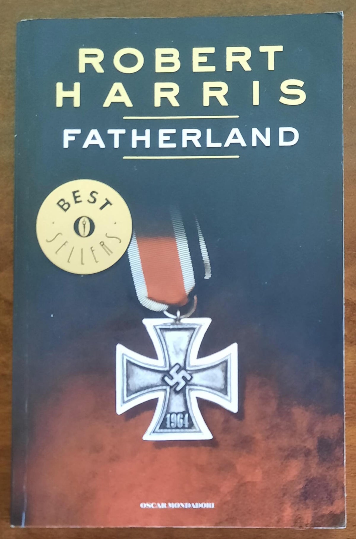 Fatherland - di Robert Harris - Mondadori Oscar