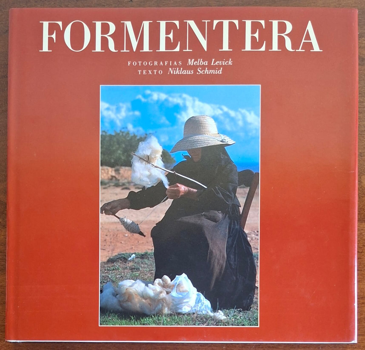 Formentera - di Niklaus Schmid - Ediciones Poligrafa