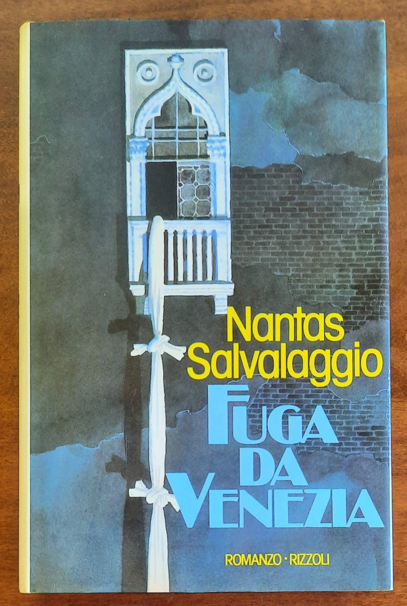 Fuga da Venezia - di Nantas Salvalaggio