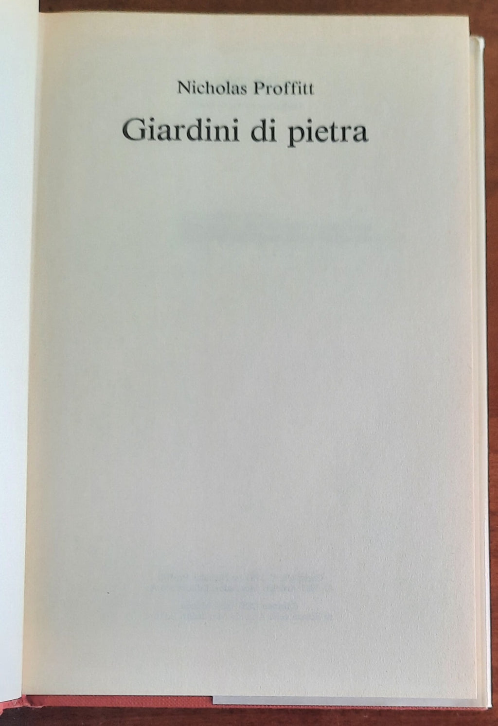 Giardini di pietra - di Nicholas Proffitt - CDE