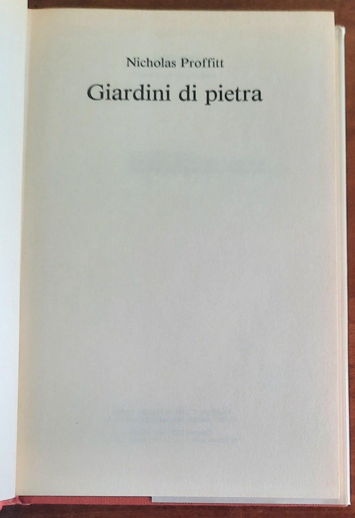 Giardini di pietra - di Nicholas Proffitt - CDE