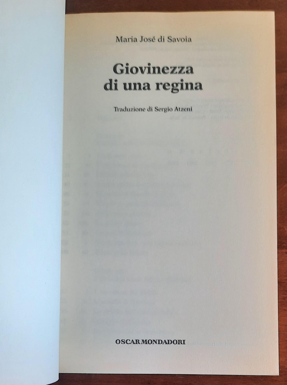 Giovinezza di una regina - Oscar Mondadori