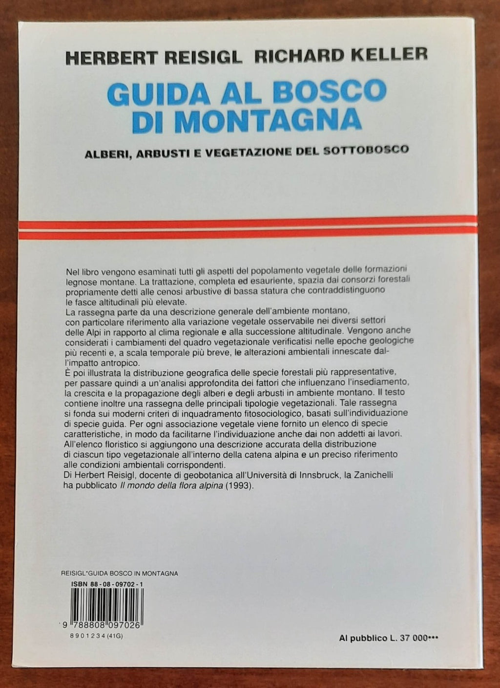 Guida al bosco di montagna. Alberi, arbusti e vegetazione del sottobosco