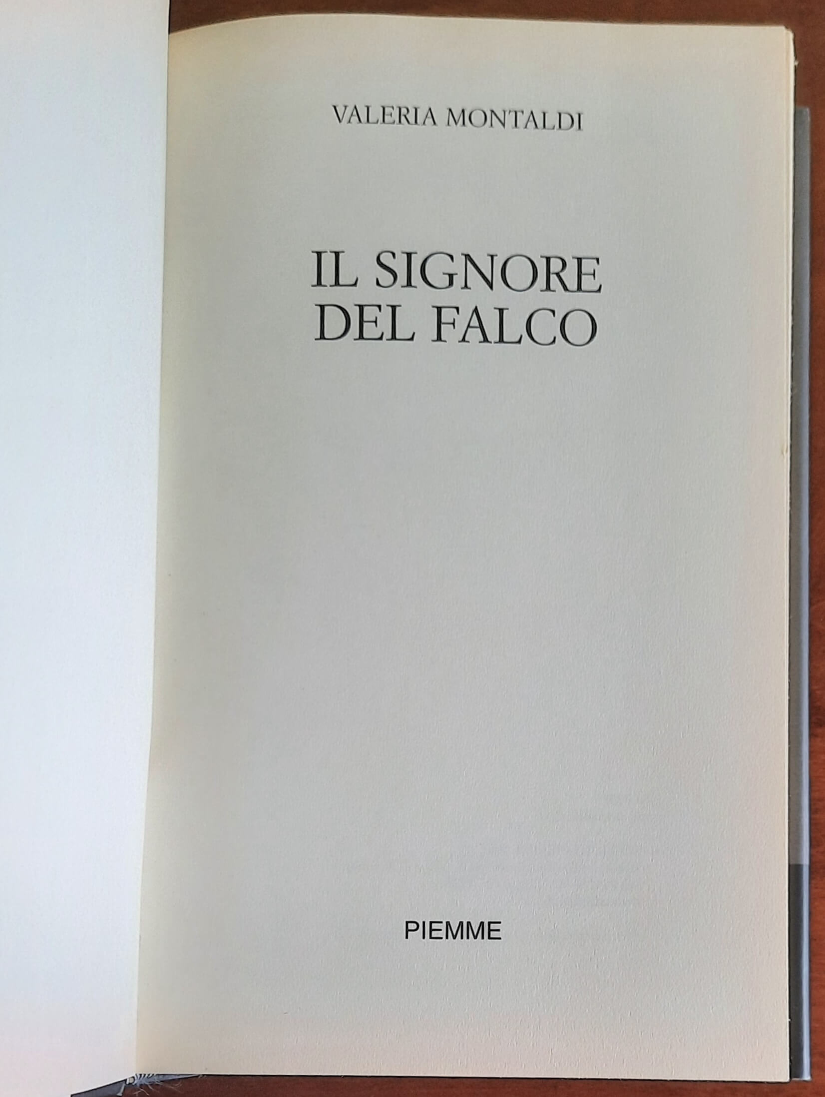 Il Signore del Falco - di Valeria Montaldi - Piemme