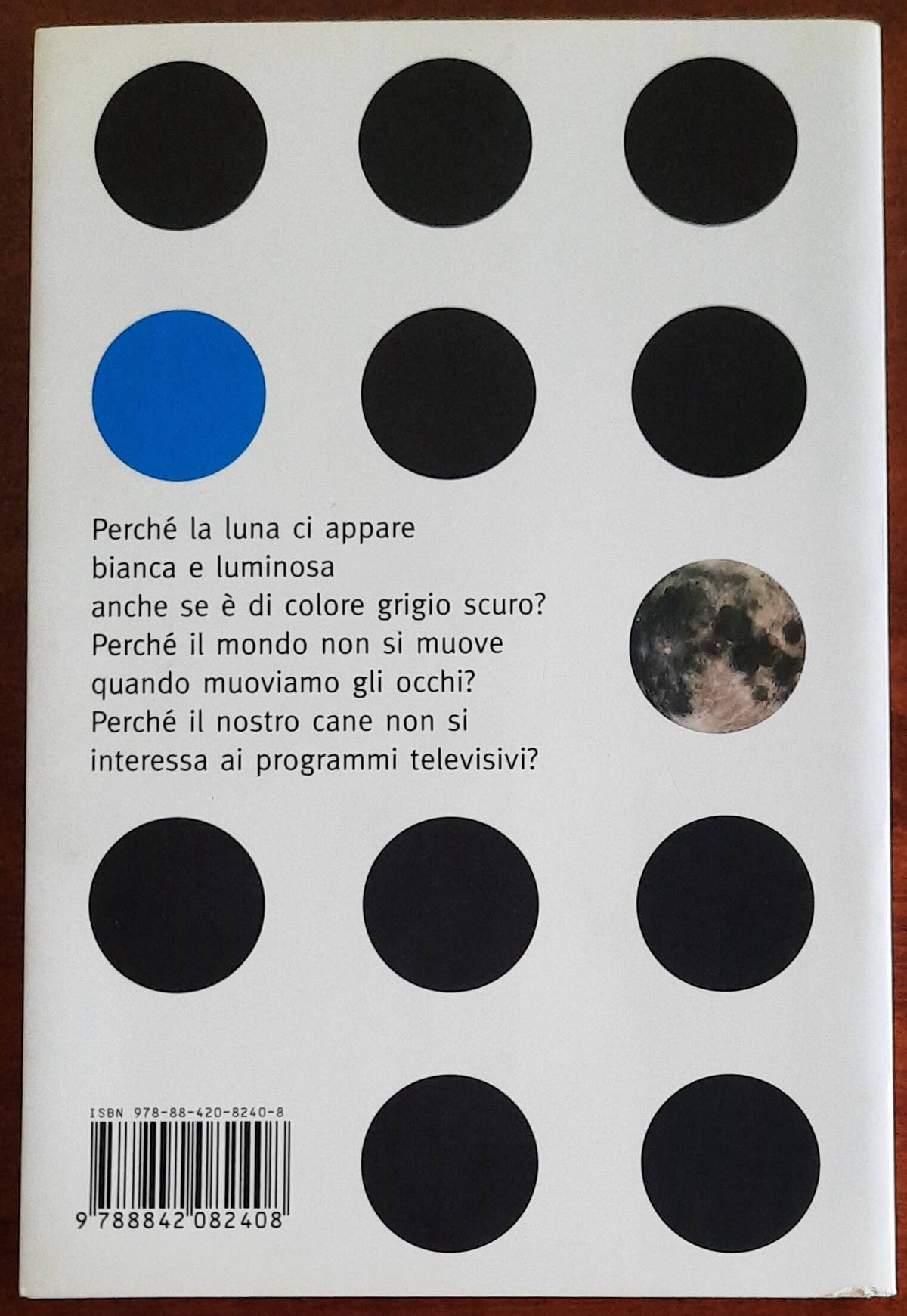 Il colore della luna. Come vediamo e perché