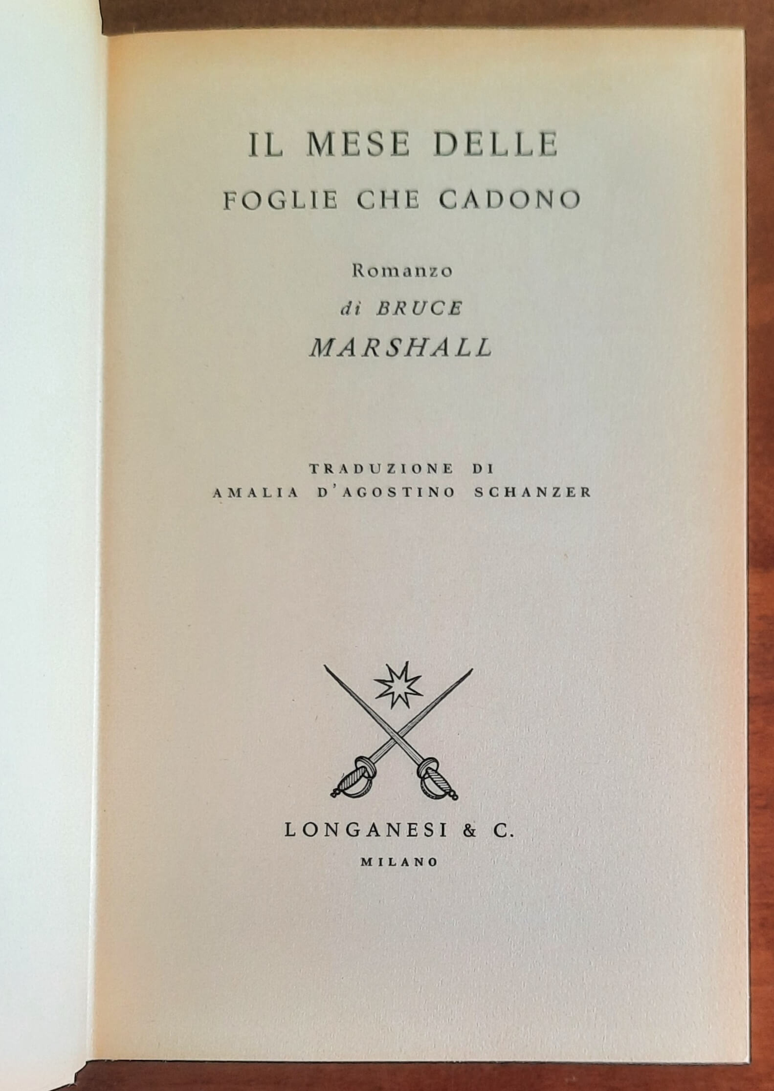 Il mese delle foglie che cadono - di Bruce Marshall - Longanesi