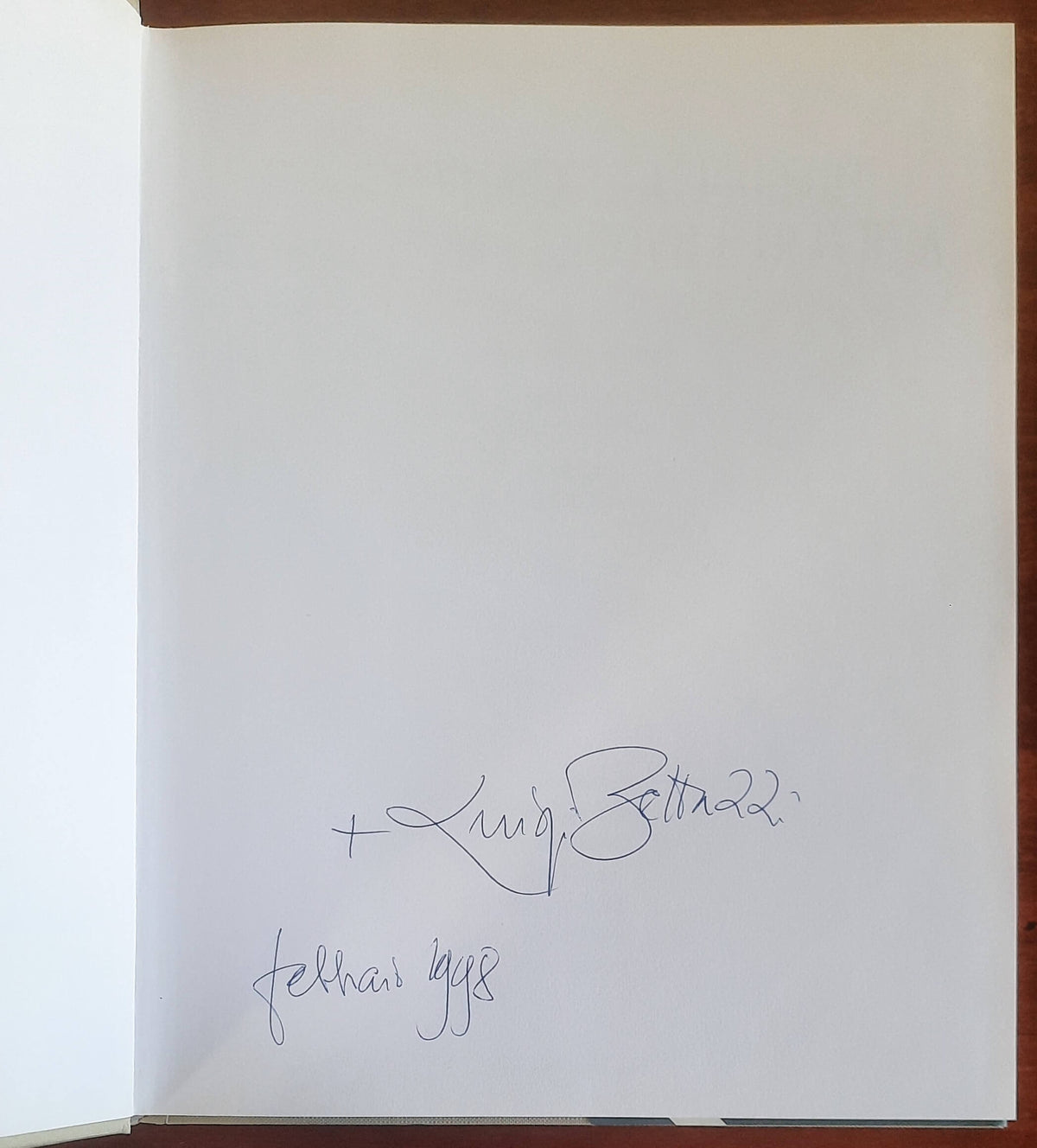 Il salone degli affreschi nel Palazzo Vescovile di Ivrea - con AUTOGRAFO di Monsignor Luigi Bettazzi