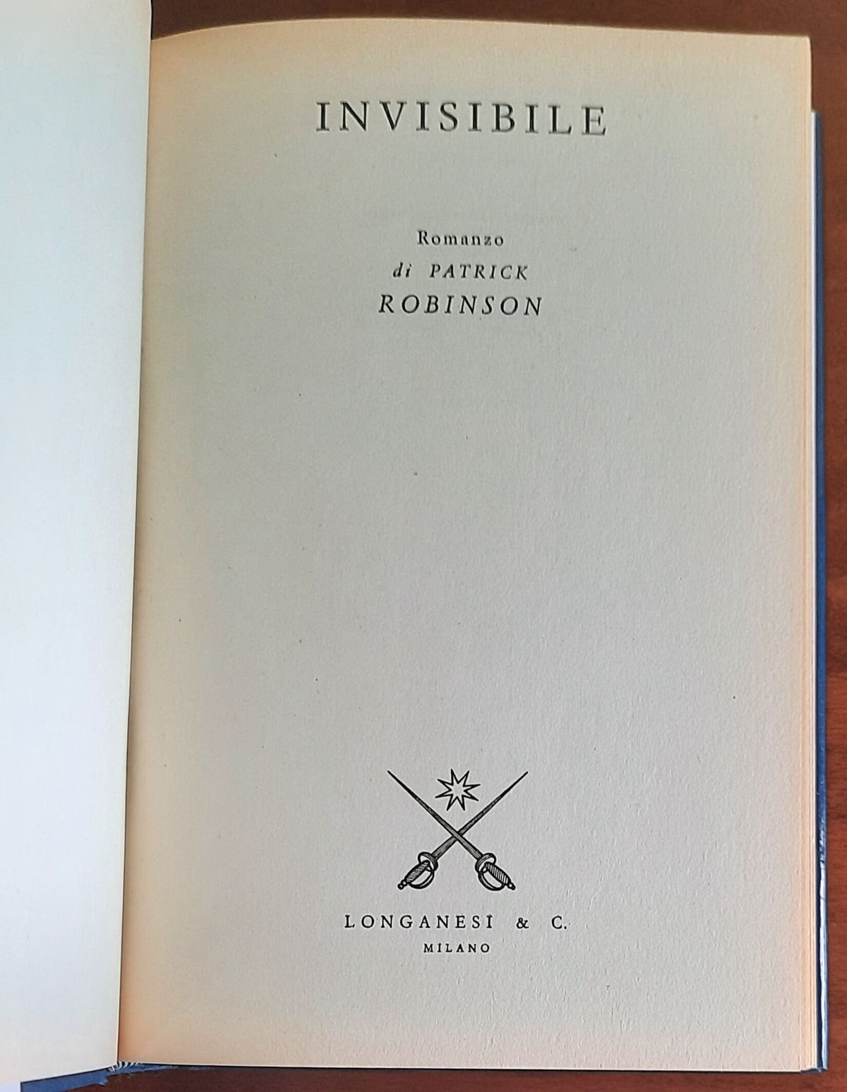 Invisibile - di Patrick Robinson - Longanesi