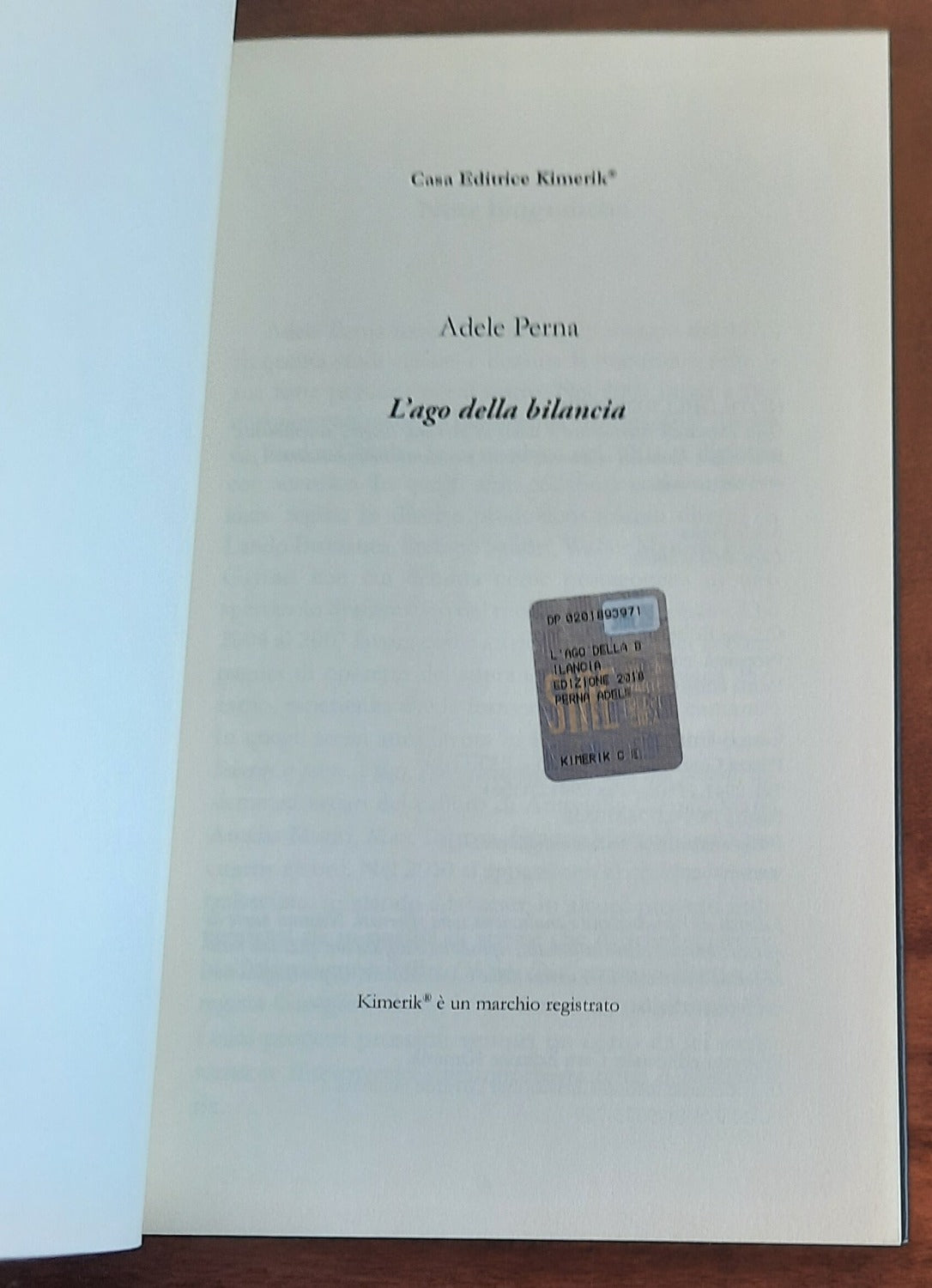 L’ago della bilancia - di Adele Perna