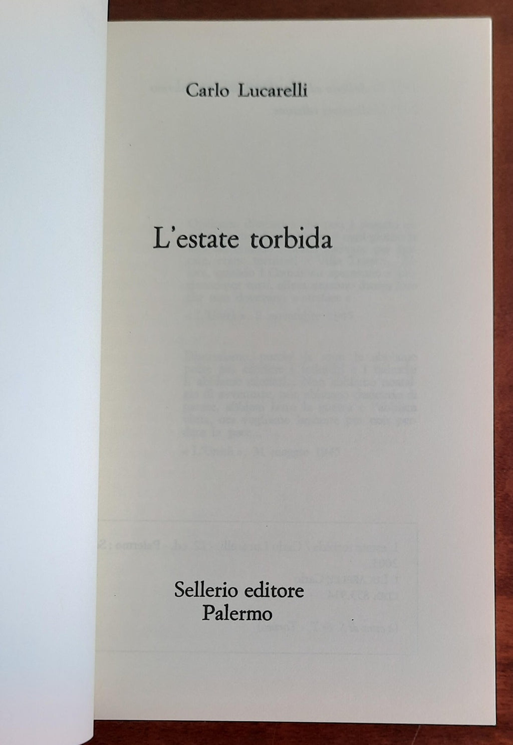 L’estate torbida - di Carlo Lucarelli - Libreria Biellese