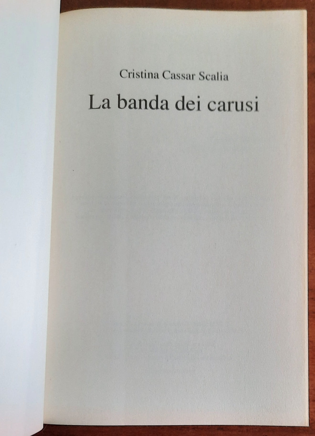 La banda dei carusi - di Cristina Cassar Scalia - Mondolibri