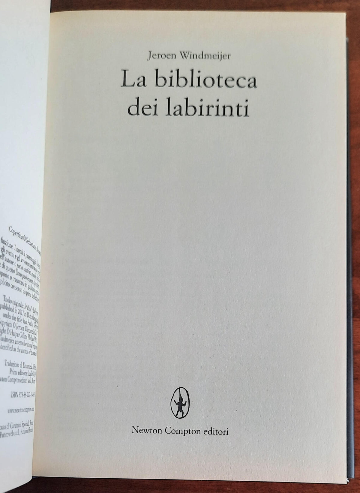 La biblioteca dei labirinti - Newton Compton