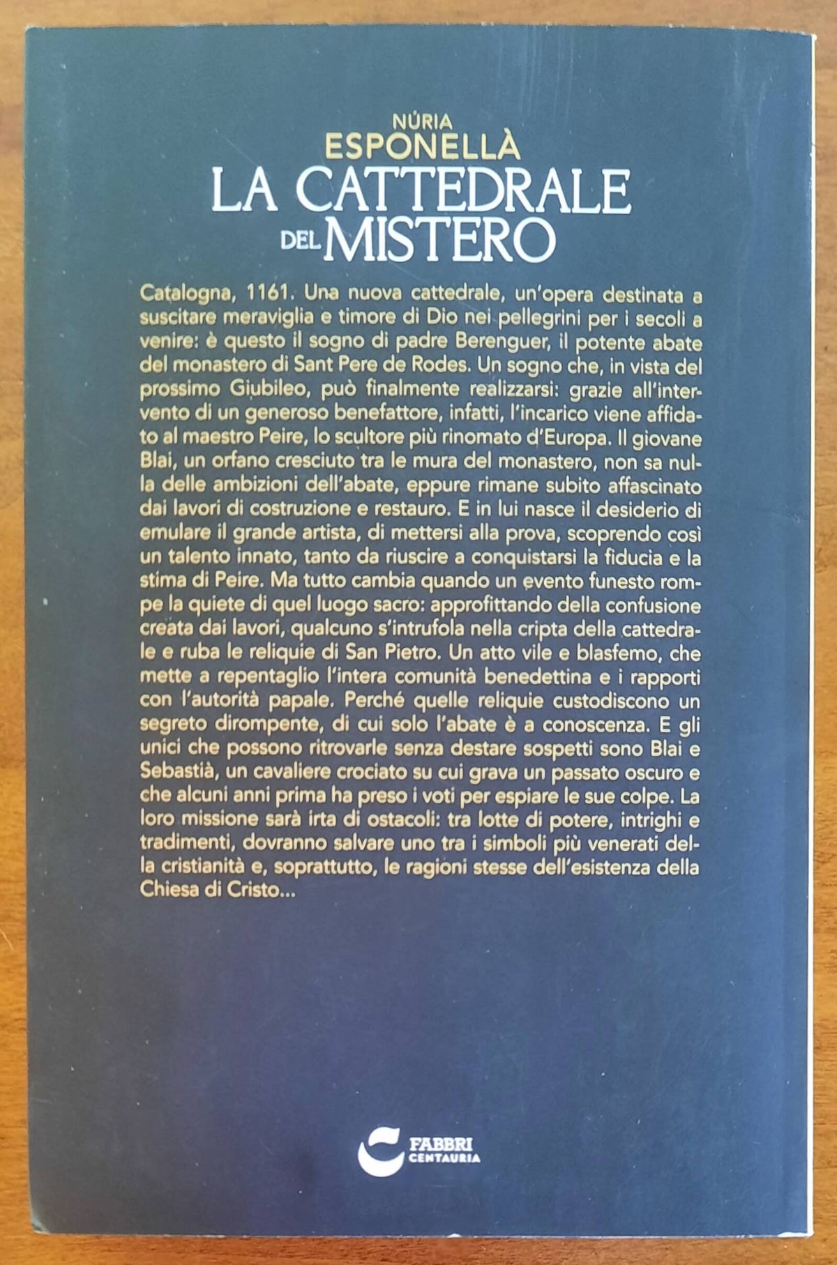 La cattedrale del mistero. Il segreto della reliquia maledetta