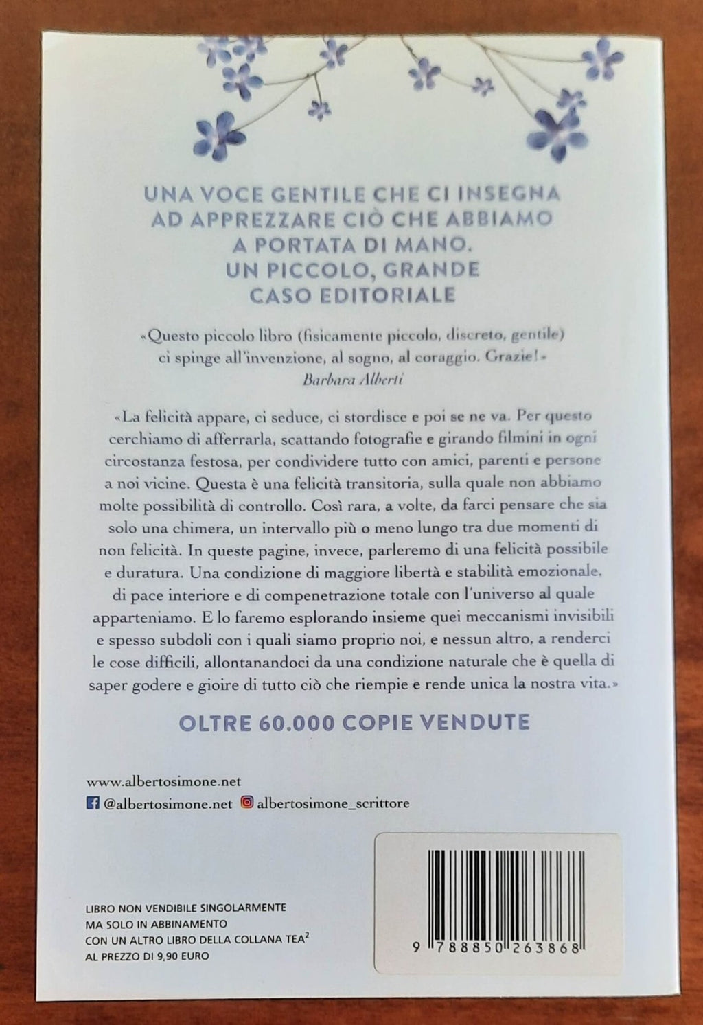 La felicità sul comodino. Piccoli segreti per vivere meglio ogni giorno