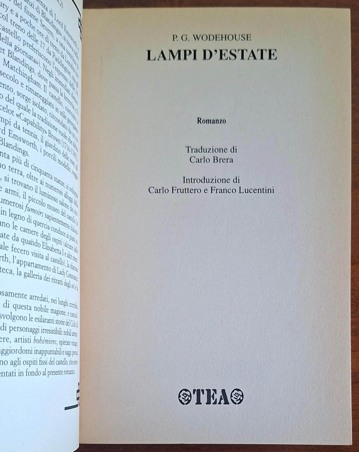Lampi d'estate - di Pelham Grenville Wodehouse - Tea