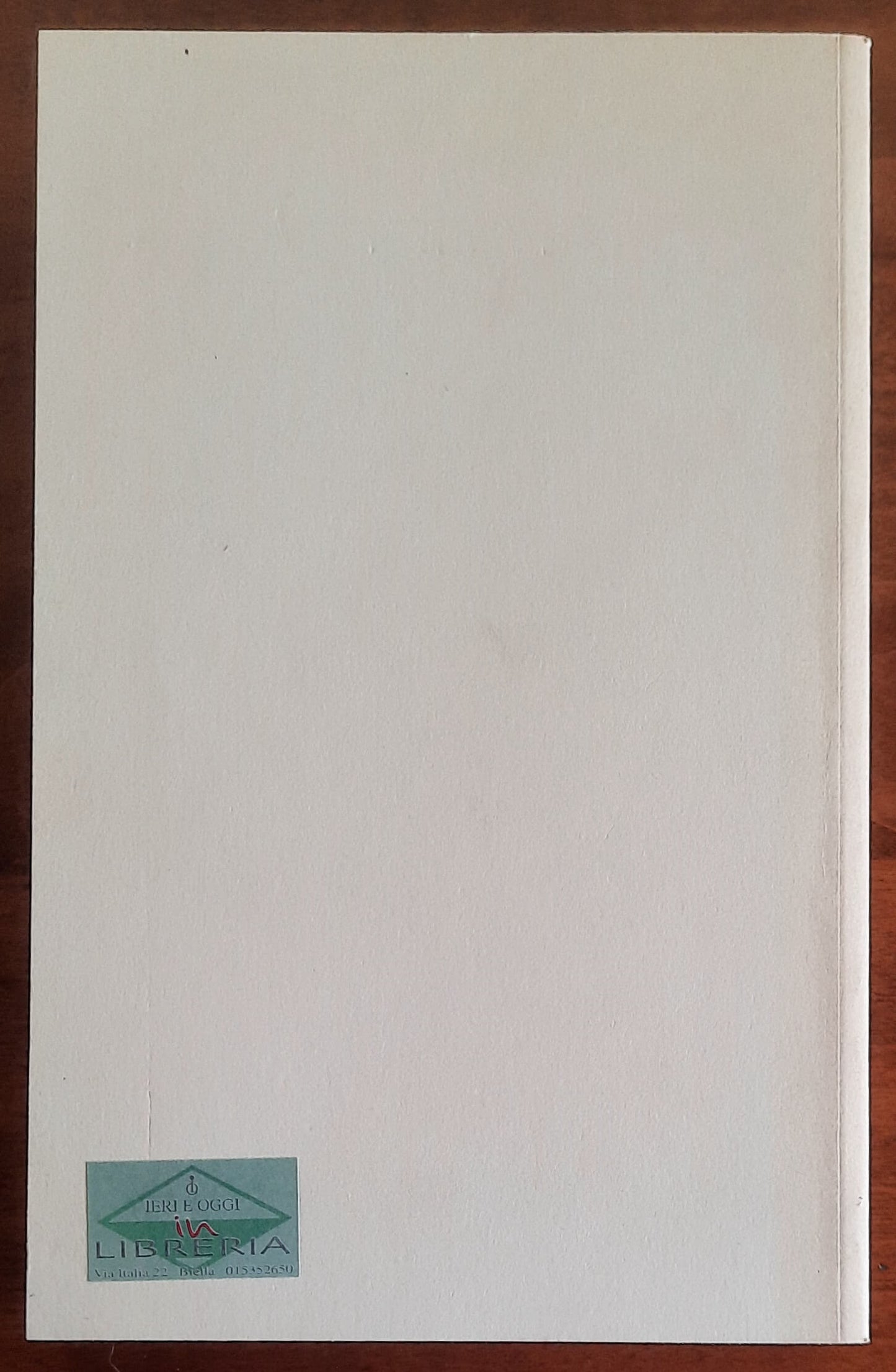 La musica e l'amore dove fioriva l'arte del cappello - Lorenzo Greggio