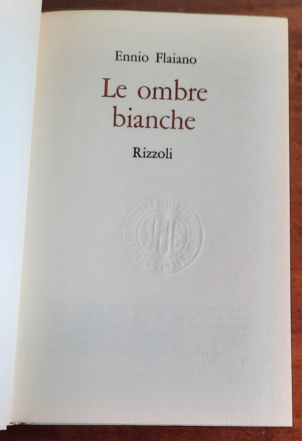 Le ombre bianche - Rizzoli