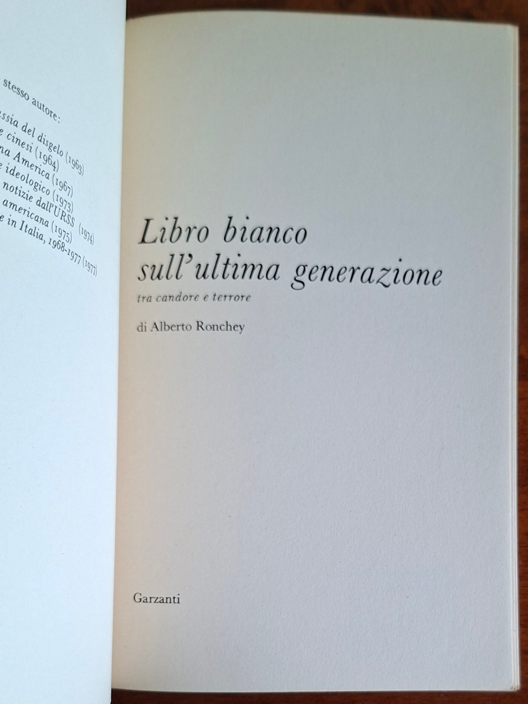 Libro bianco sull'ultima generazione. Tra candore e terrore le colpe verso i ventenni